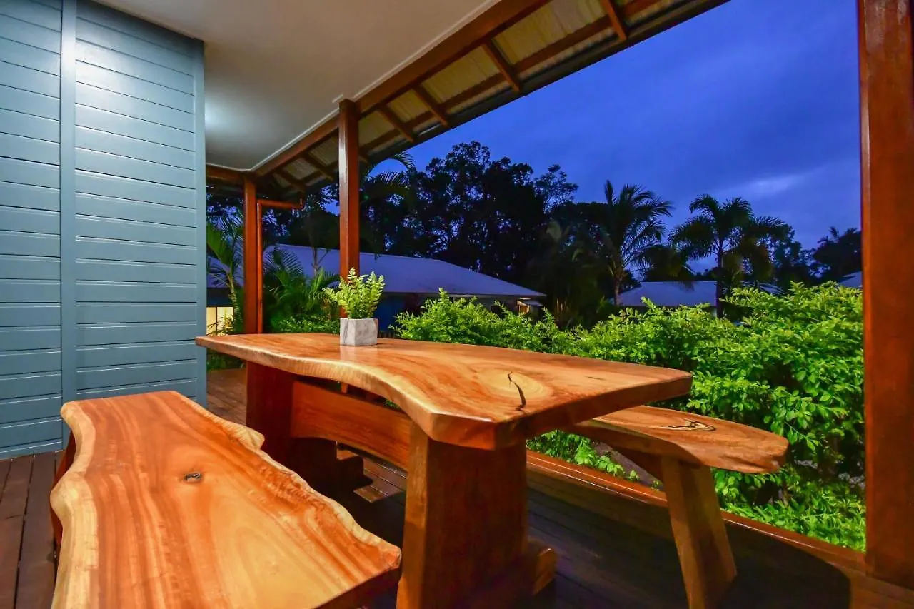 Blue Summit Hideaway Hotel Yungaburra Guest house